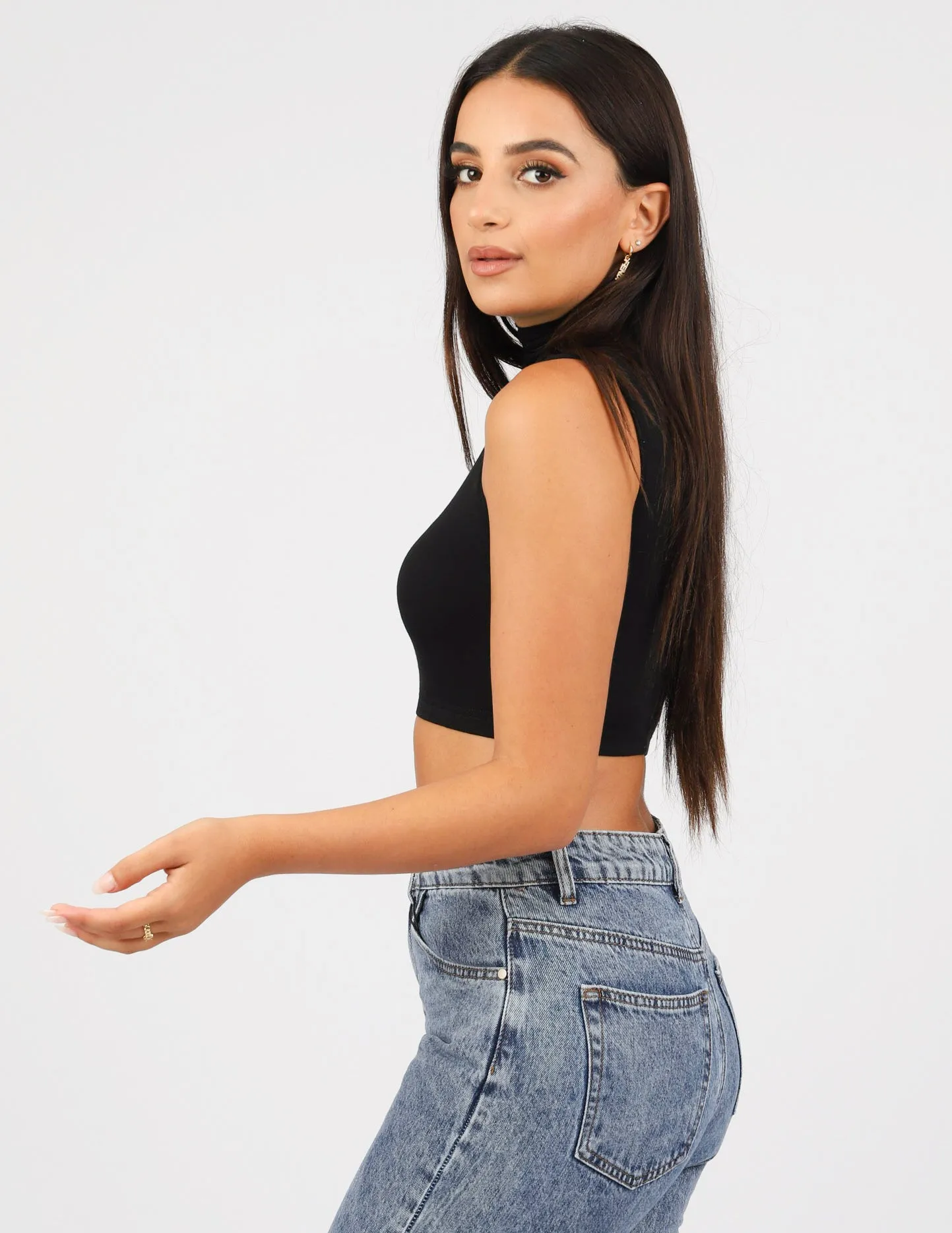 High Neck Sleeveless Crop Body Top